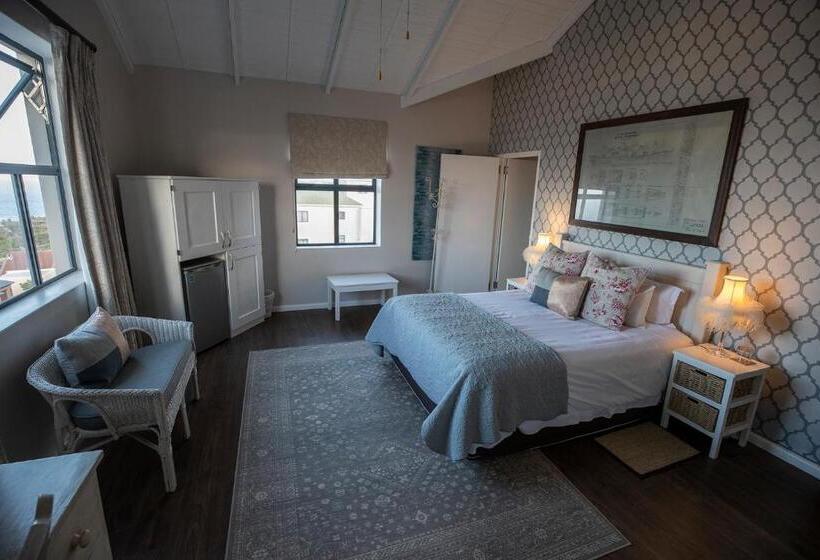 Семейный Номер, Mariner Guesthouse & Villa