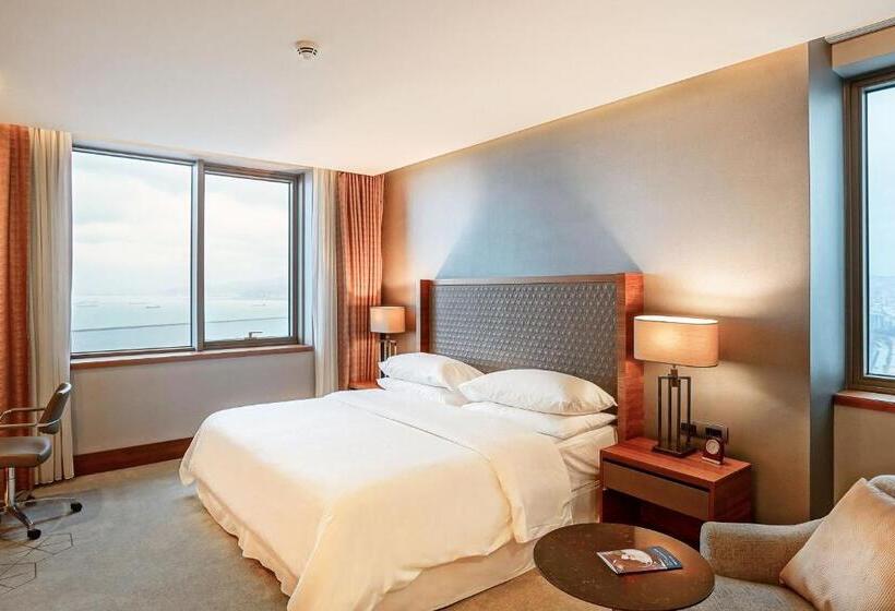 اتاق دلوکس با تخت کینگ و چشم‌انداز, Sheraton Grand Samsun