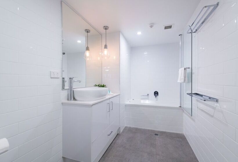 آپارتمان 3 خوابه, La Grande Apartments