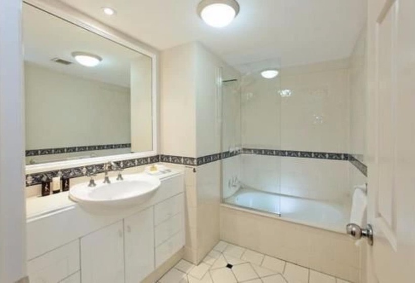 آپارتمان 3 خوابه, La Grande Apartments