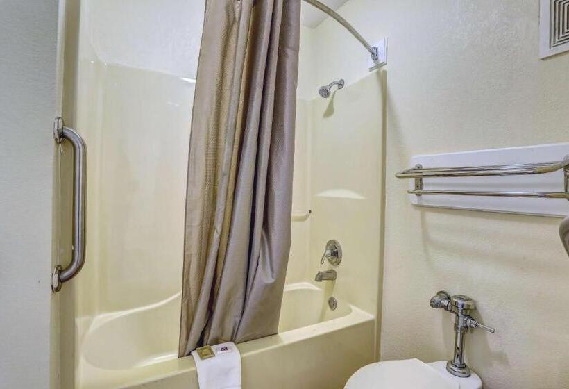 Номер Стандарт, Motel 6 Dickson, Tn