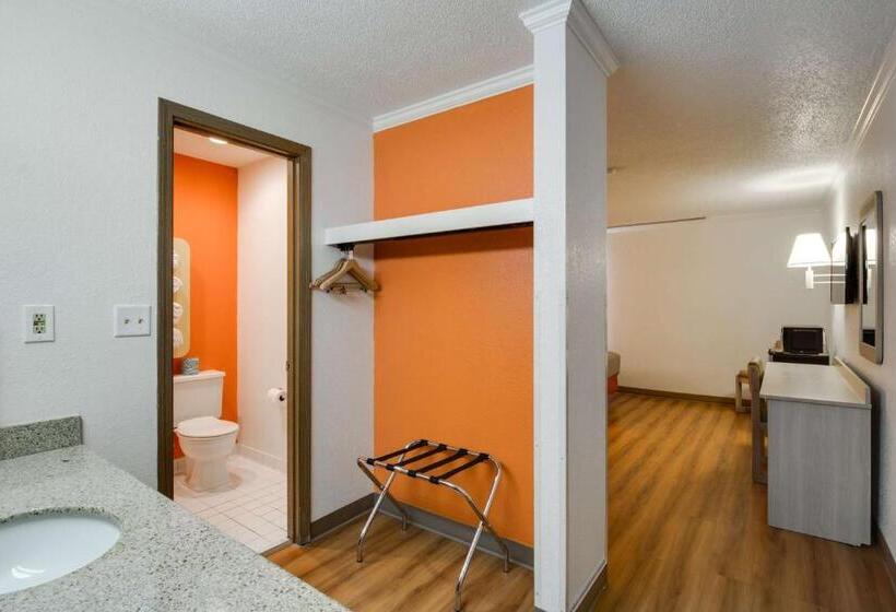 4인용 스탠다드 룸, Motel 6waukegan, Il