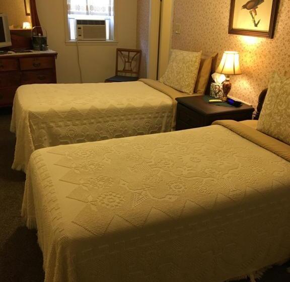Номер Deluxe, The Courtland Hotel & Spa