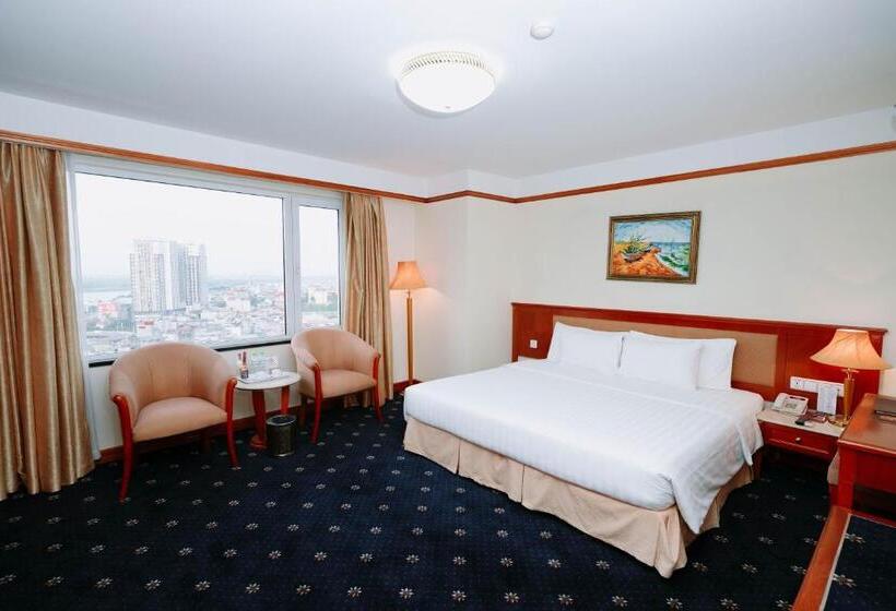 سوییت, A25 Luxury