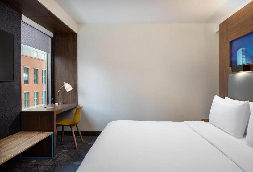 장애인을 위한 킹사이즈 침대 스탠다드 룸, Aloft Denver Downtown