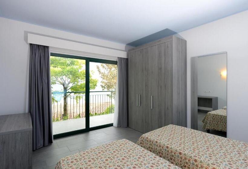 2 Bedrooms Apartment Lake View, Club Del Sole Desenzano Lake Village