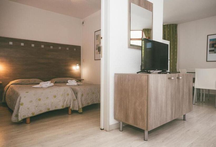Апартаменты 1 Спальня, Terres De France   Appart Hotel Le Splendid