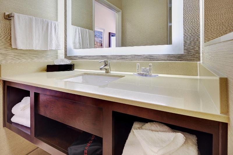 带大床的标准间, Fairfield Inn & Suites By Marriott San Diego Carlsbad