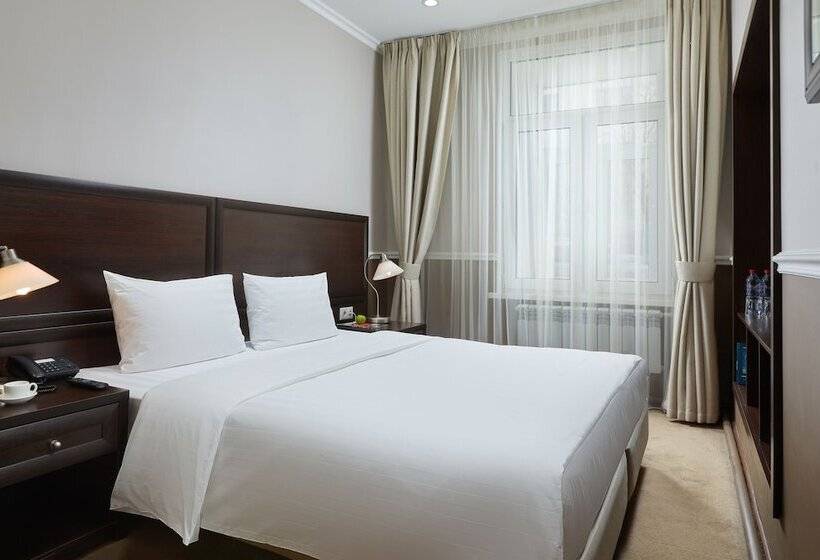 اتاق استاندارد با تخت دوبل, Mirros Hotel Moscow Kremlin