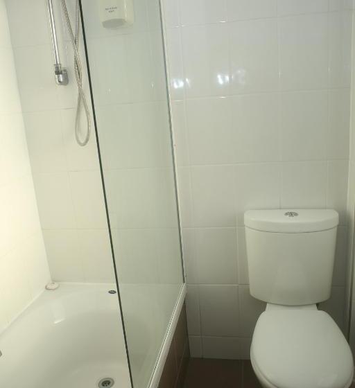 이코노미 룸, The Grand Hotel Wanganui