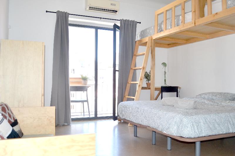Quarto Familiar, WOT Lisbon Nomad