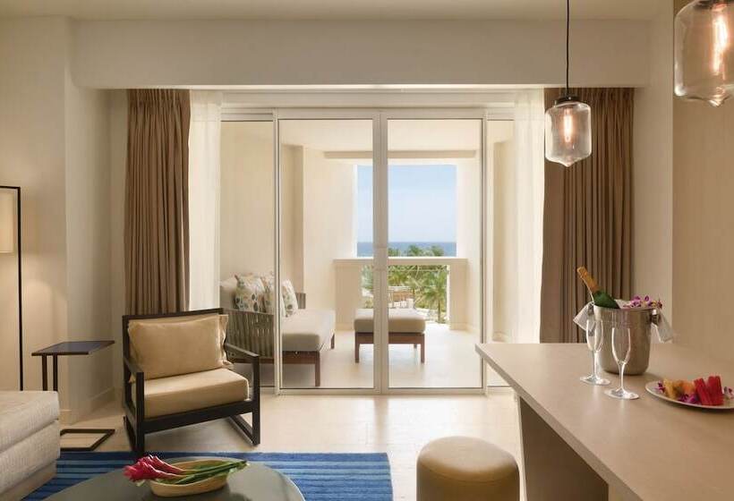سوییت جونیور با چشم‌انداز دریا, Hyatt Ziva Rose Hall All Inclusive