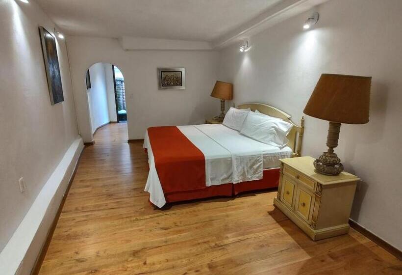 اتاق لوکس با تخت بزرگ, La Joyita Cuernavaca