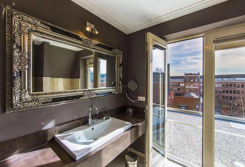 Королевский Люкс, Luxury Suites Amsterdam