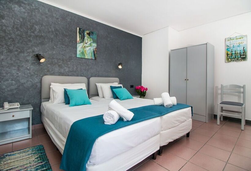 إستوديو قياسى, Kahlua Hotel Apartments
