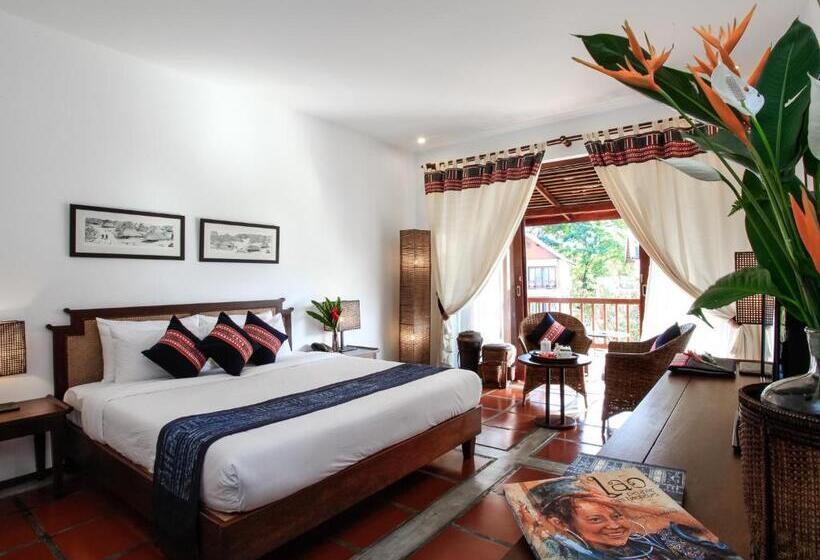 Номер Deluxe с Видом, Riverside Boutique Resort, Vang Vieng