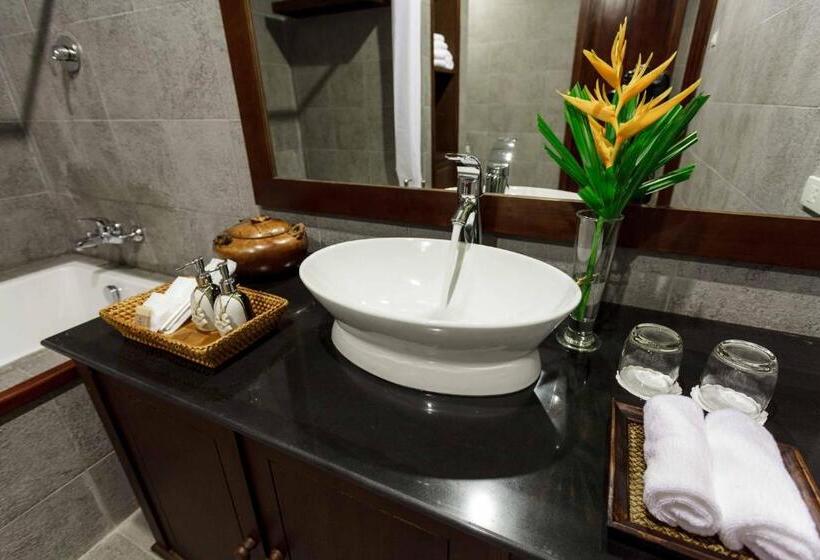 Люкс, Riverside Boutique Resort, Vang Vieng