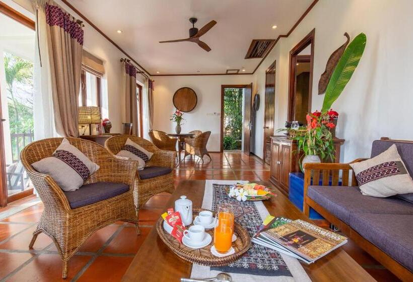 Люкс, Riverside Boutique Resort, Vang Vieng