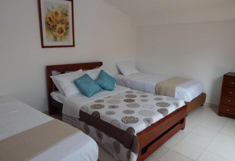 اتاق استاندارد سه نفره, Campestre Villa Yudy