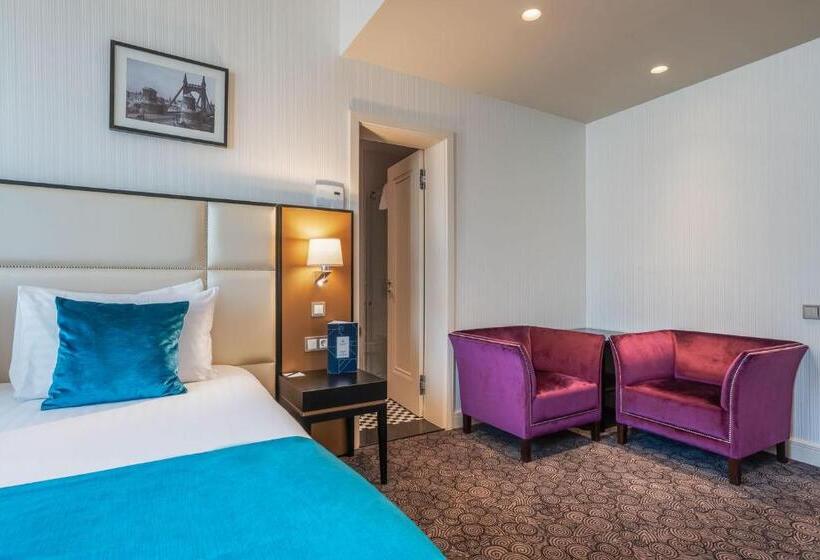 Номер Superior, Eurostars Danube Budapest