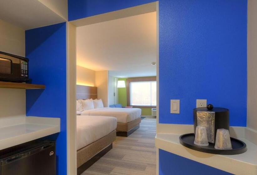 اتاق استاندارد با 2 تخت دوبل, Holiday Inn Express & Suites Tulsa Midtown, An Ihg