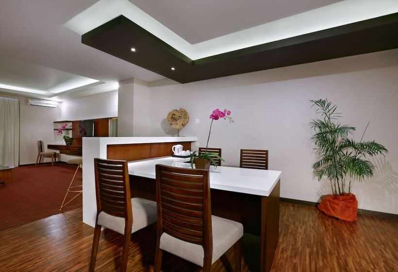 Family Suite, Quest San Denpasar By Aston
