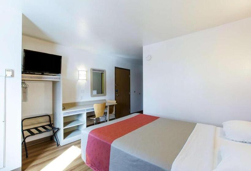 Номер Стандарт, Motel 6 Baraboo, Wi   Lake Delton Wisconsin Dells