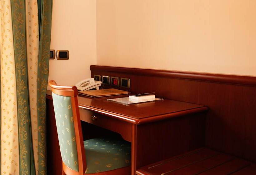 Четырехместный Номер Superior, Garda Family House