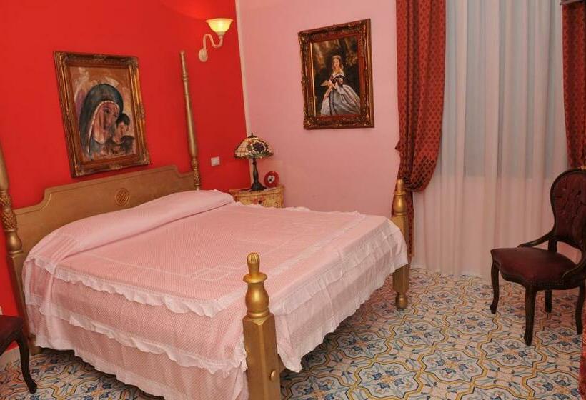 Люкс с Балконом, Albergo Roses