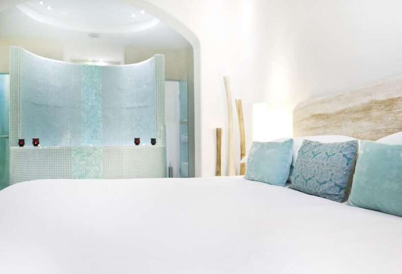 Люкс Вид на Море, Allure Suites