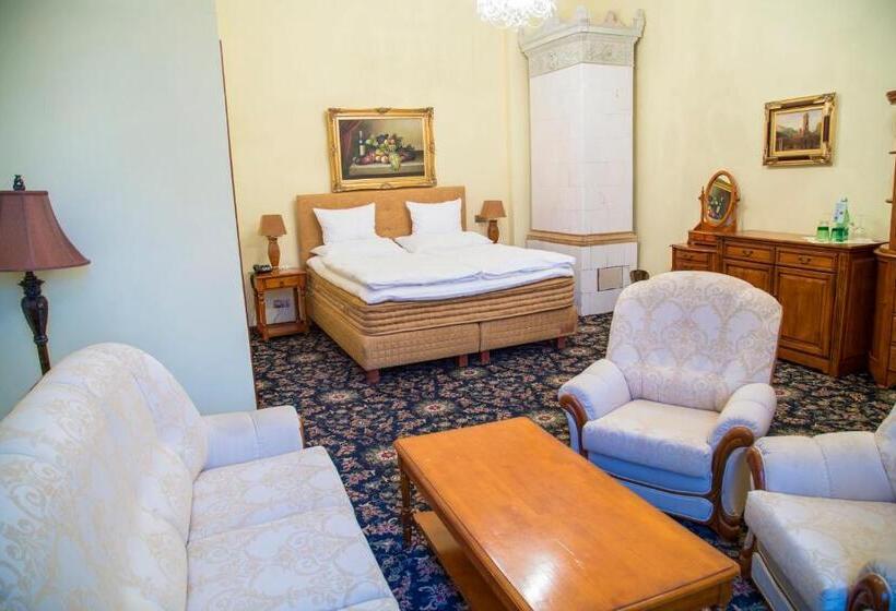Номер Deluxe, Chateau Zbiroh