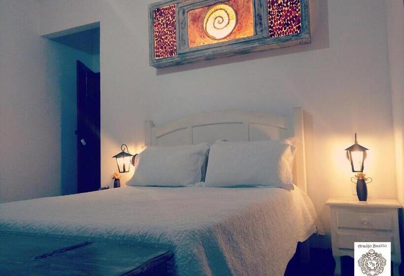 Quarto Estandar Cama Casal, Pousada Araujo Bazilio