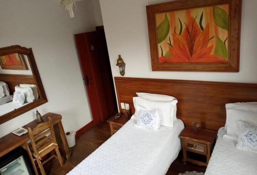 Quarto Estandar, Pousada Araujo Bazilio