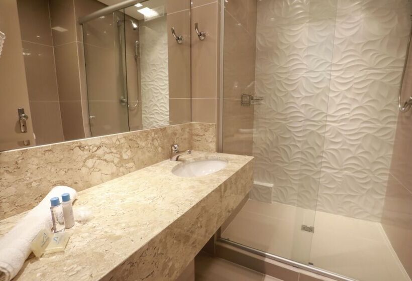 Четырехместный Номер Deluxe, Sky Valle