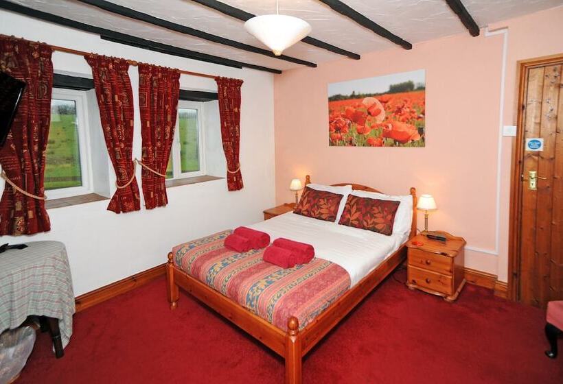 Номер Стандарт, The West Country Inn
