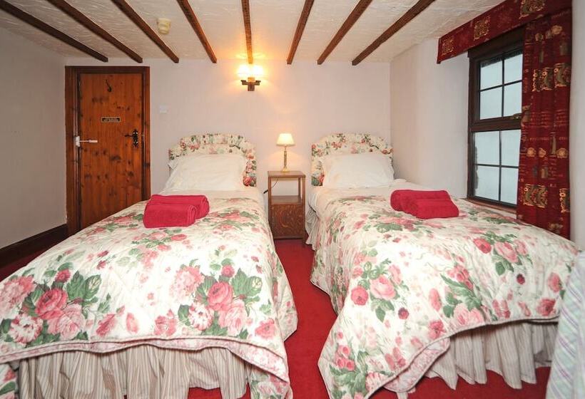 Номер Стандарт, The West Country Inn