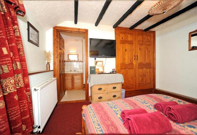 Номер Стандарт, The West Country Inn