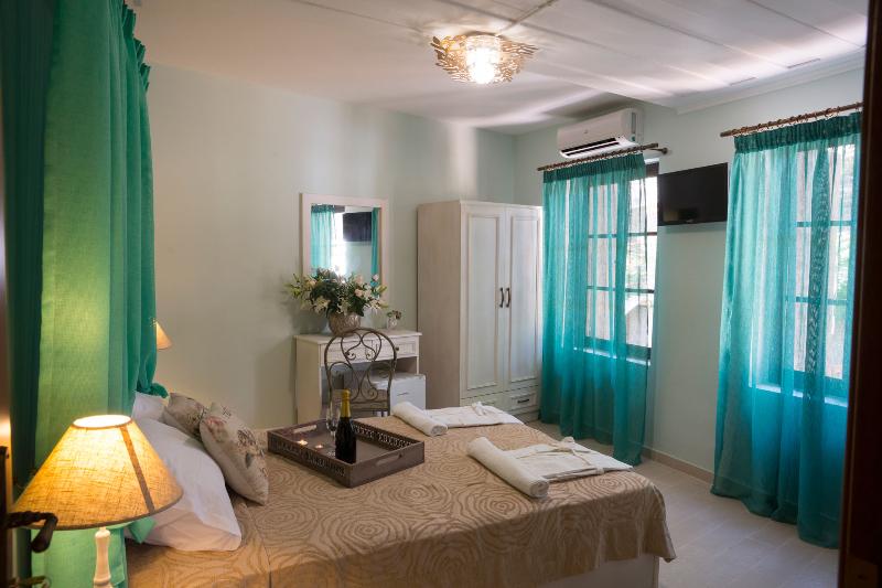 스탠다드 룸, Elia Portou Rooms
