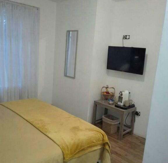 Стандартный Номер Кровать Кинг, L Esquilon Chambre D Hôte