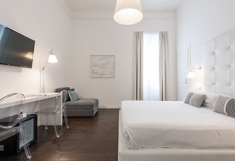 سوییت جونیور, Pley Cagliari Boutique Suites