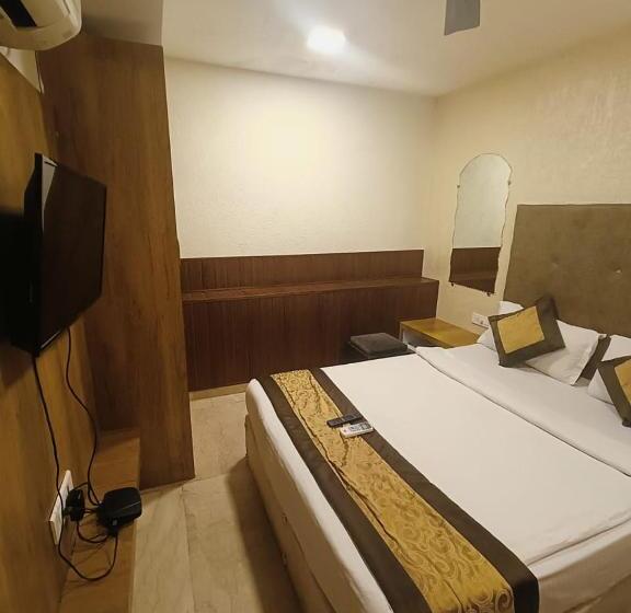 Quarto Deluxe Individual, Colaba Suites   Near Taj Hotel, Mumbai