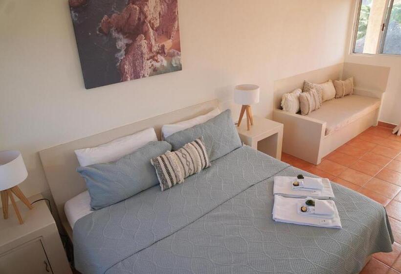 استودیوی استاندارد, Olas De Cerritos