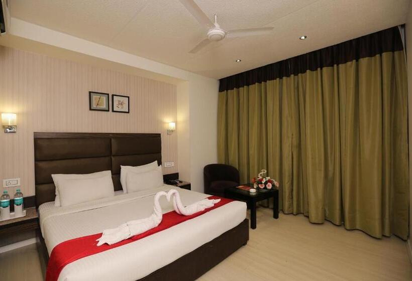اتاق لوکس, Tulip Inn Zirakpur