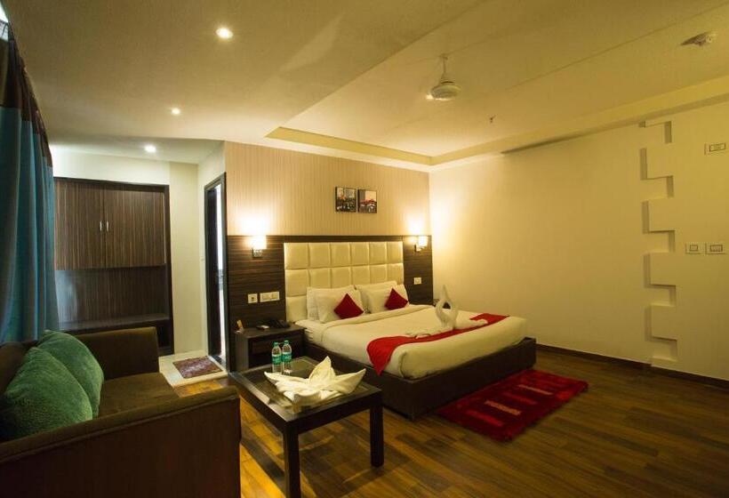 اتاق اجرایی, Tulip Inn Zirakpur