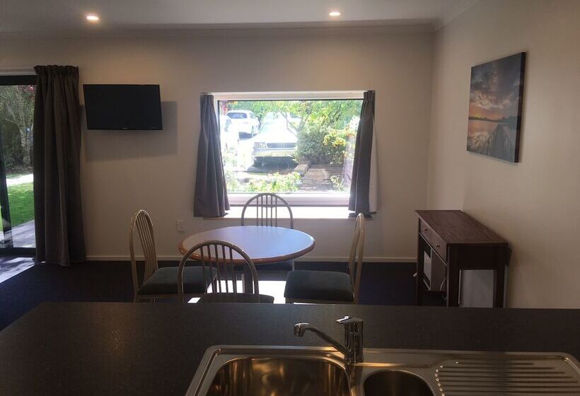 آپارتمان سوپریور 1 خوابه, Woodlands Motels And Apartments