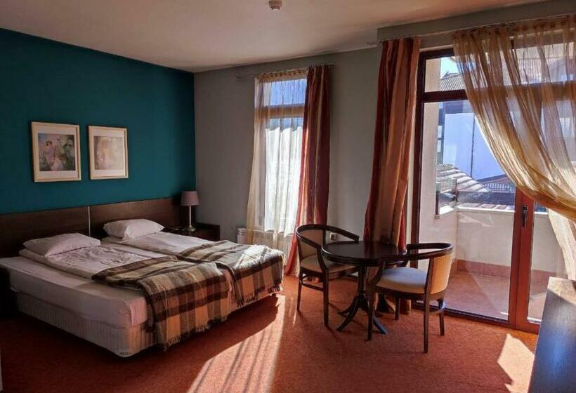 Quarto Deluxe com Sacada, Famil   Adults Only