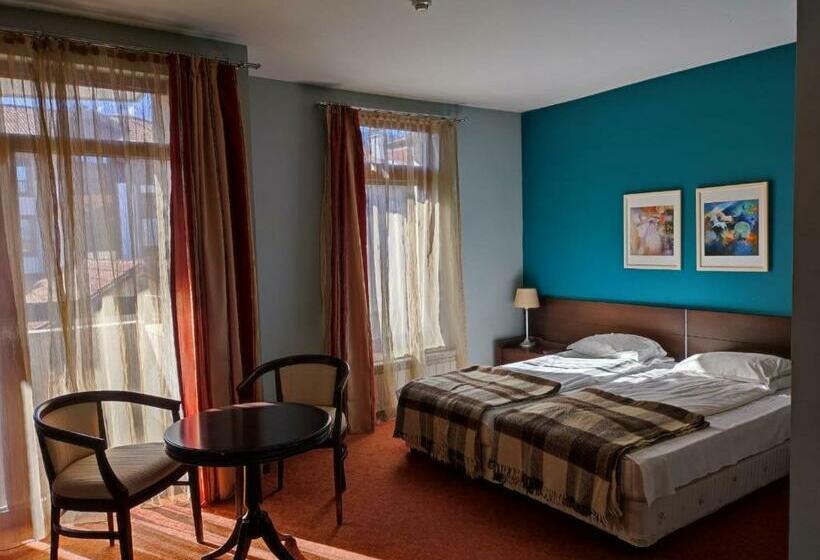 Quarto Deluxe com Sacada, Famil   Adults Only