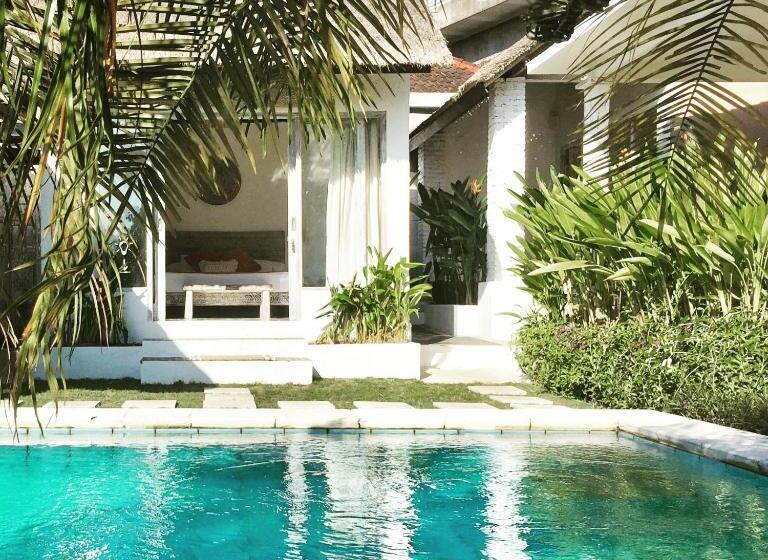 Вилла с 1 спальней и бассейном, Villa Santai Bali