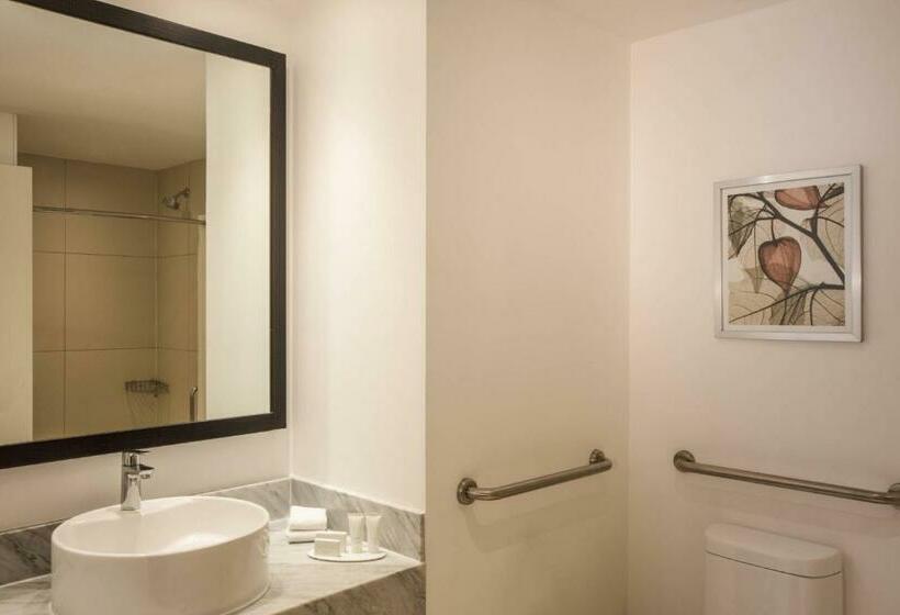 Quarto Estandar Cama King, Fairfield Inn & Suites Queretaro Juriquilla