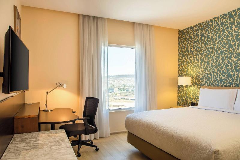 Quarto Estandar Cama King, Fairfield Inn & Suites Queretaro Juriquilla